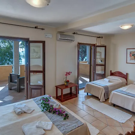 Ristorante La Conchiglia 4* Cala Gonone