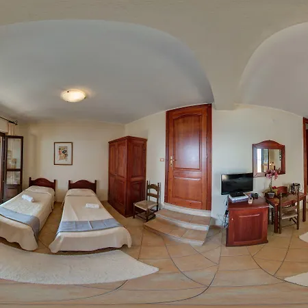 Ristorante La Conchiglia 4*