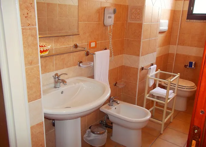 호텔 Ristorante La Conchiglia 칼라고노네