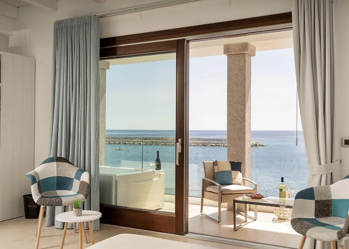 Ristorante La Conchiglia 4* 칼라고노네